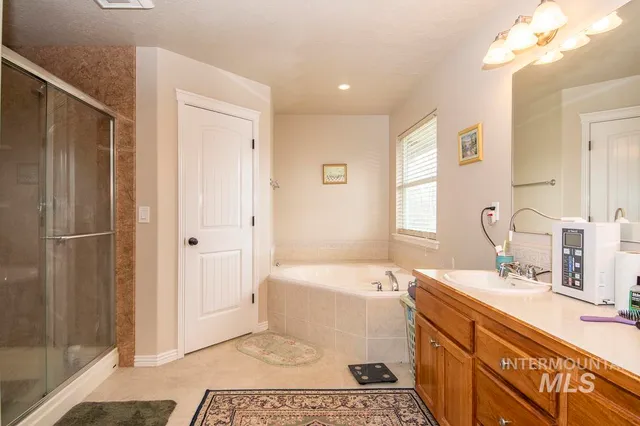 $649,000 | 2226 West Tango Creek Drive, Meridian, ID 83646