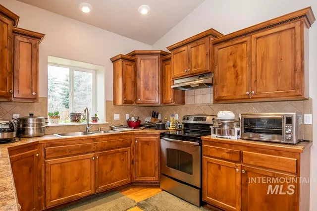 $649,000 | 2226 West Tango Creek Drive, Meridian, ID 83646