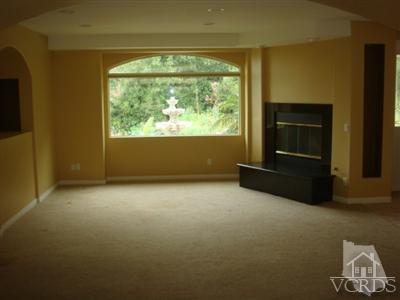 520 Marissa Lane Camarillo, CA 93010 - Photo 4 of 16 an empty room with windows