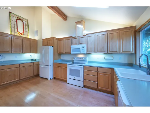 $760,000 | 1925 Sylvan Street, Eugene, OR 97403