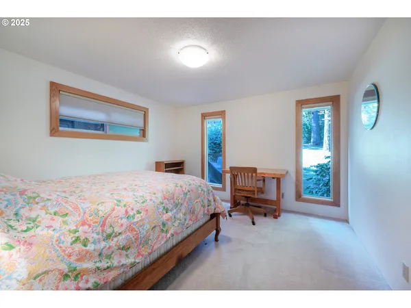 $729,900 | 1925 Sylvan Street, Eugene, OR 97403