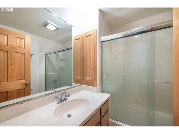 $729,900 | 1925 Sylvan Street, Eugene, OR 97403