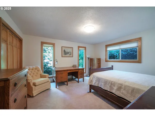 $729,900 | 1925 Sylvan Street, Eugene, OR 97403