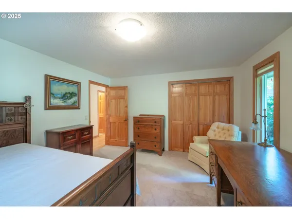 $729,900 | 1925 Sylvan Street, Eugene, OR 97403