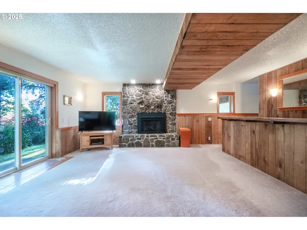 $729,900 | 1925 Sylvan Street, Eugene, OR 97403