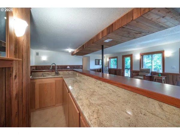 $729,900 | 1925 Sylvan Street, Eugene, OR 97403