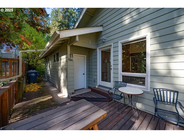 $729,900 | 1925 Sylvan Street, Eugene, OR 97403