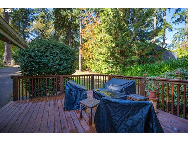 $729,900 | 1925 Sylvan Street, Eugene, OR 97403