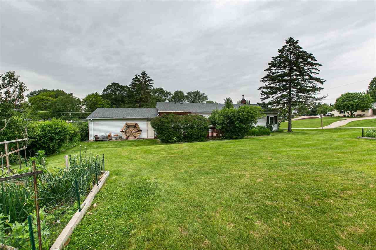 2472 Radford Road Dubuque, IA 52002 - Photo 25 of 25 Gallery Image 25