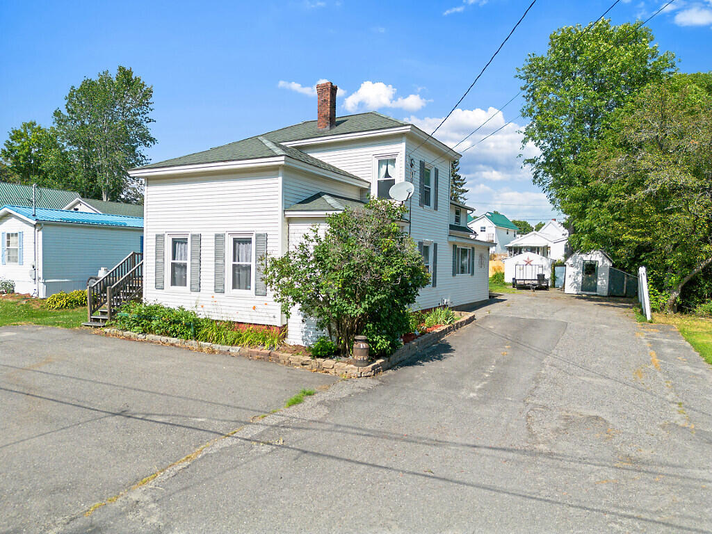 19 Spring Street Clinton, ME 04927 - Photo 2 of 49 2 Front