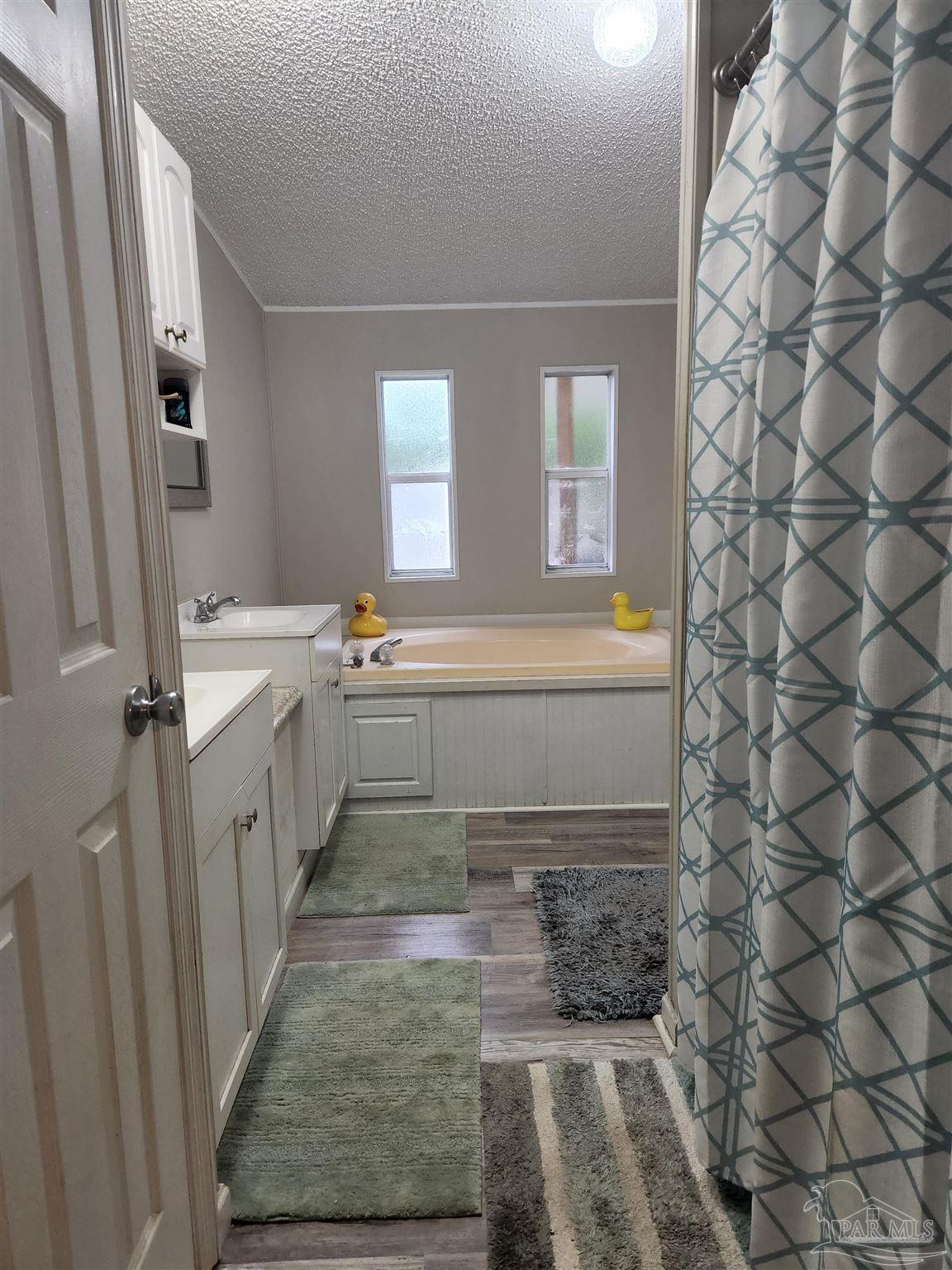 2155 Bergren Road Gulf Breeze, FL 32563 - Photo 13 of 24 Gallery Image 13