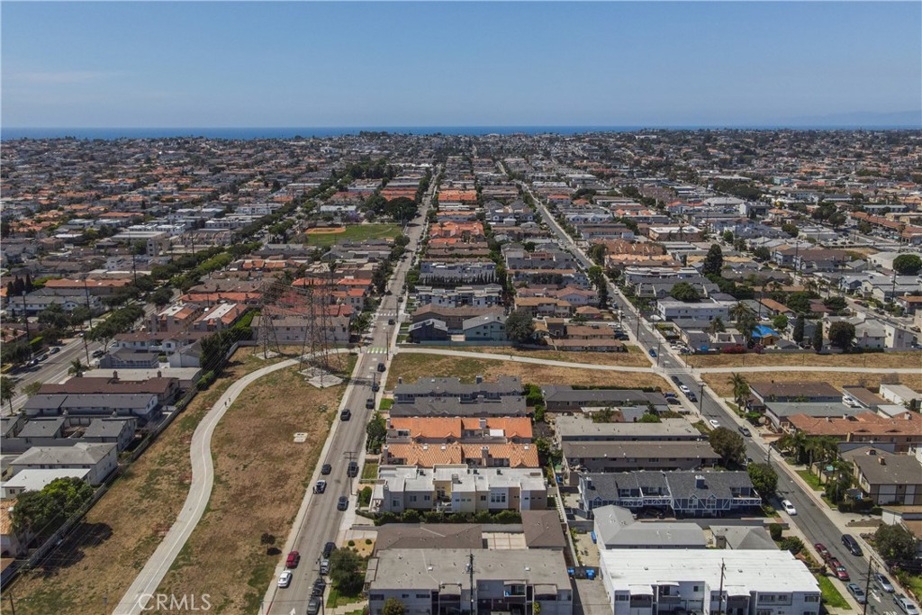 2517 Rockefeller Lane, Unit B Redondo Beach, CA 90278 - Photo 33 of 36