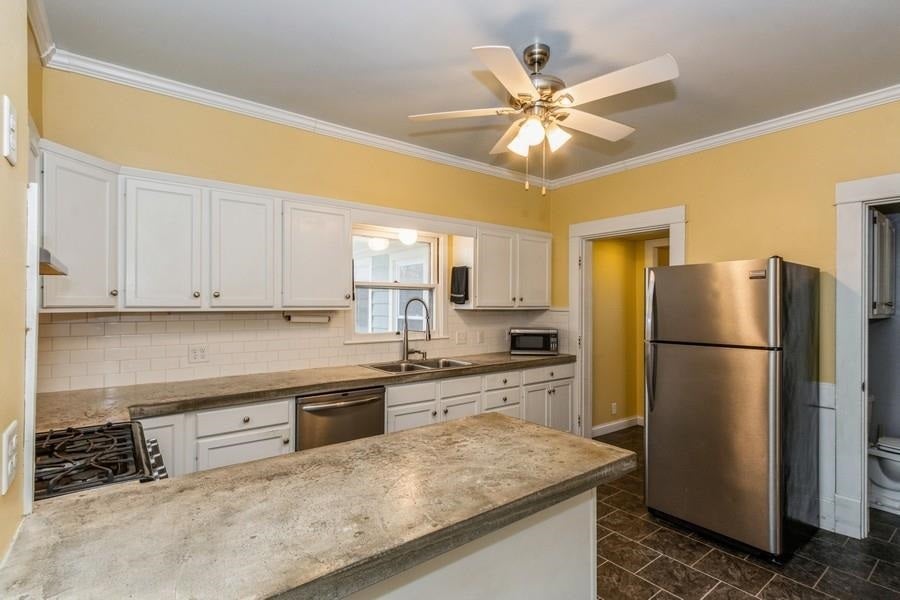 161 West First Street Riverside, IA 52327 - Photo 5 of 37 Gallery Image 5