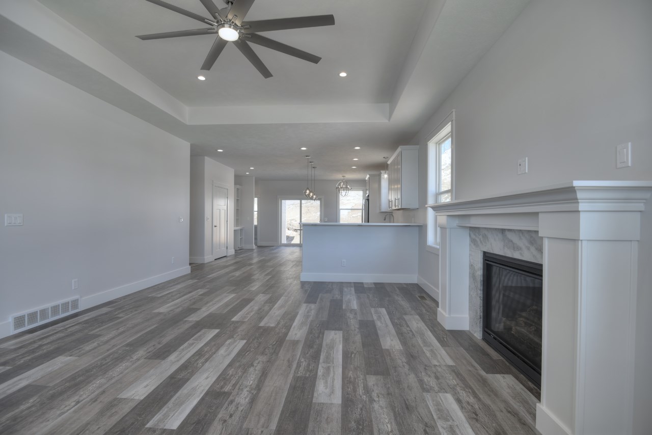 4233 Eagle Ridge Traverse City, MI 49684 - Photo 6 of 46 1859480-5.JPG