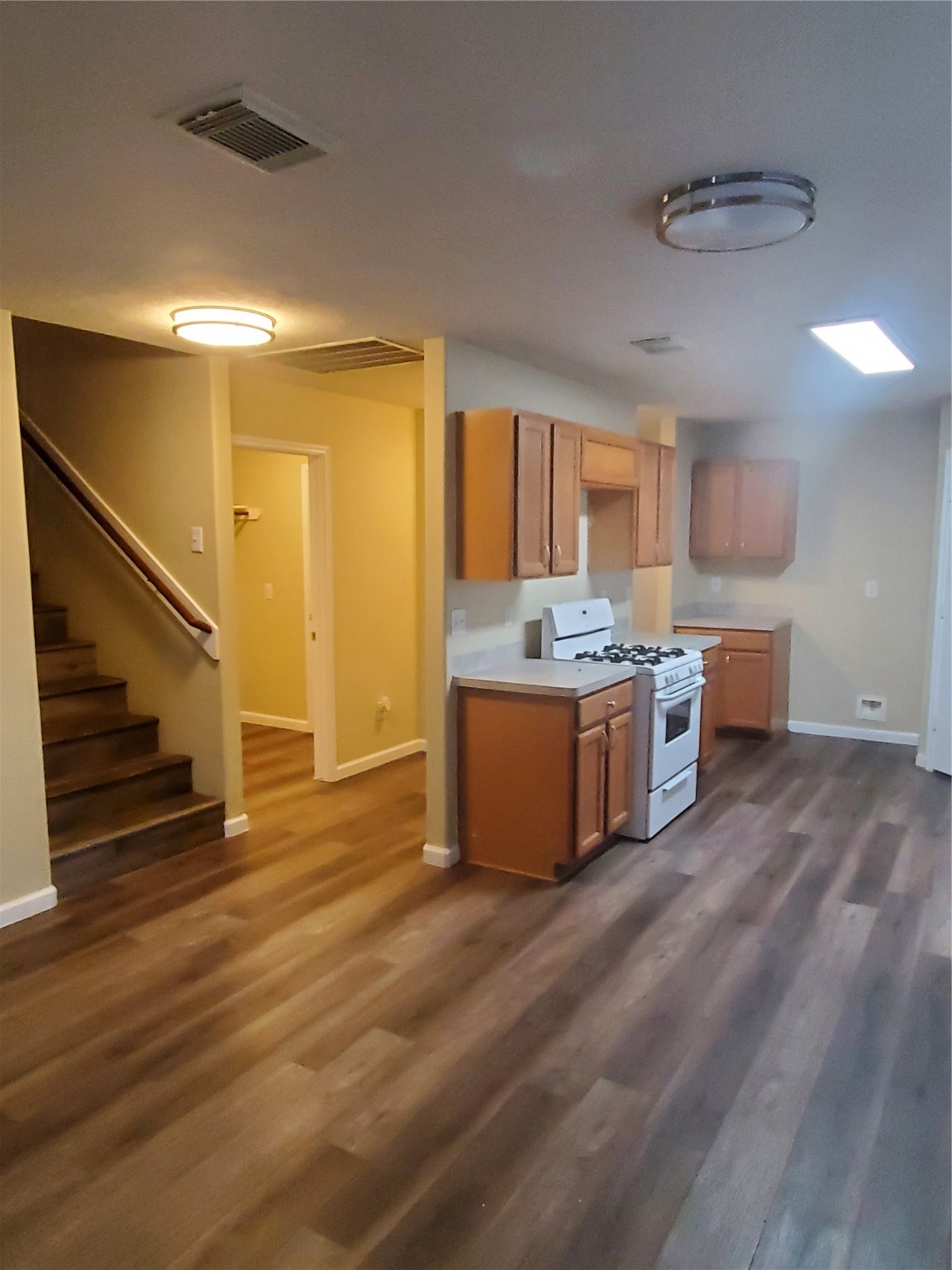 9342 Canady Park Lane Houston, TX 77075 - Photo 9 of 25 a kitchen with stainless steel appliances granite countertop a stove oven and a refrigerator
