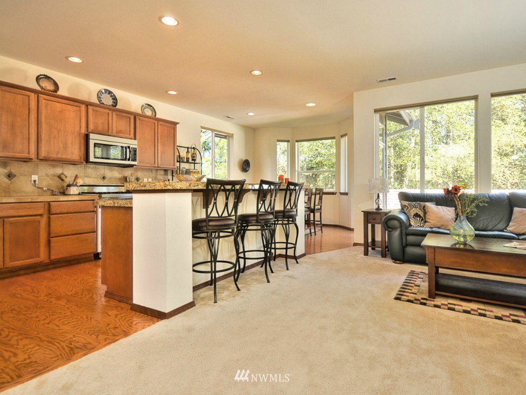 3427 170th Place Southeast Bothell, WA 98012 - Photo 8 of 22 Gallery Image 8