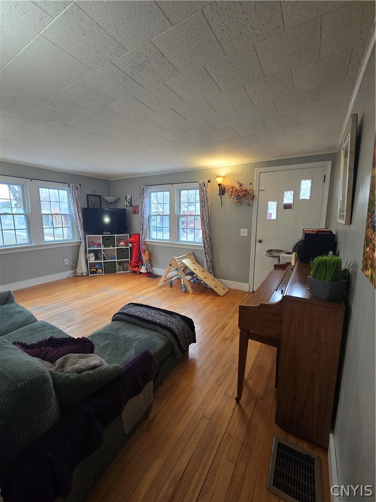 211 Main Street Augusta, NY 13425 - Photo 15 of 25