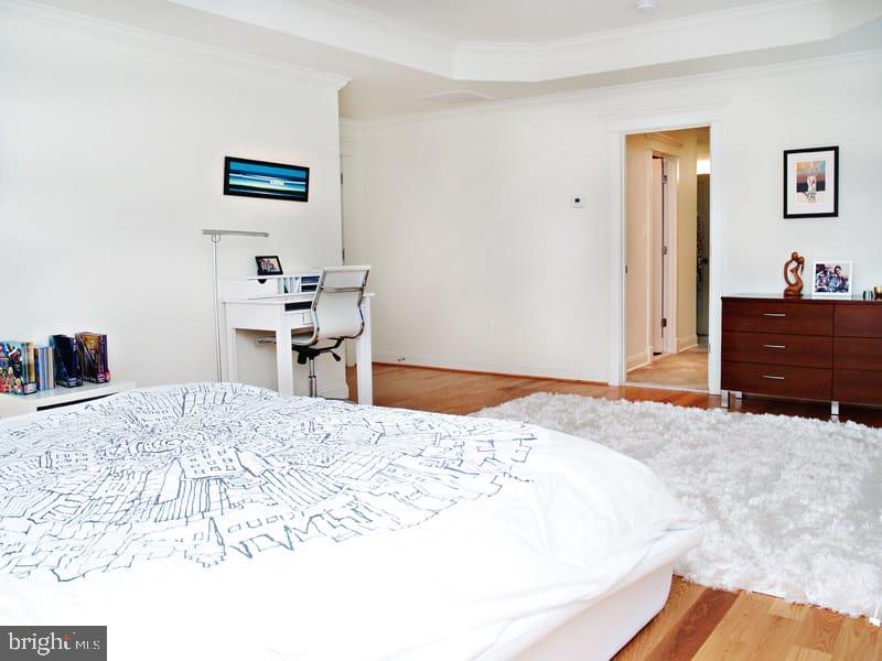 604 Kingsley Road Southwest Vienna, VA 22180 - Photo 19 of 44