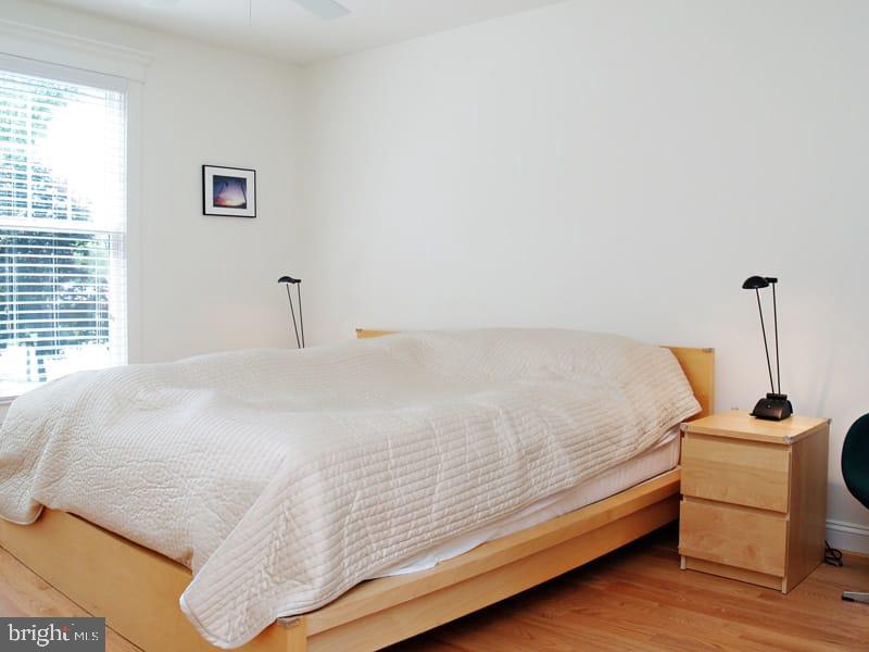 604 Kingsley Road Southwest Vienna, VA 22180 - Photo 29 of 44