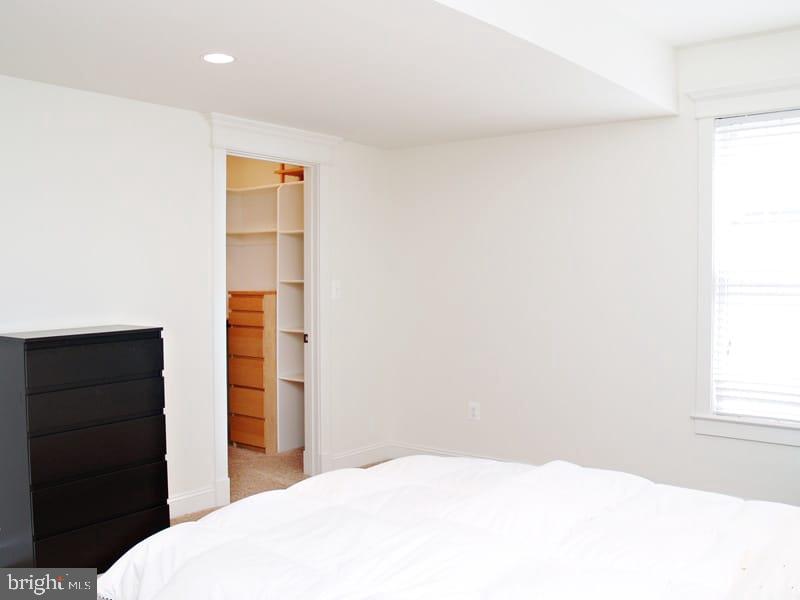 604 Kingsley Road Southwest Vienna, VA 22180 - Photo 38 of 44