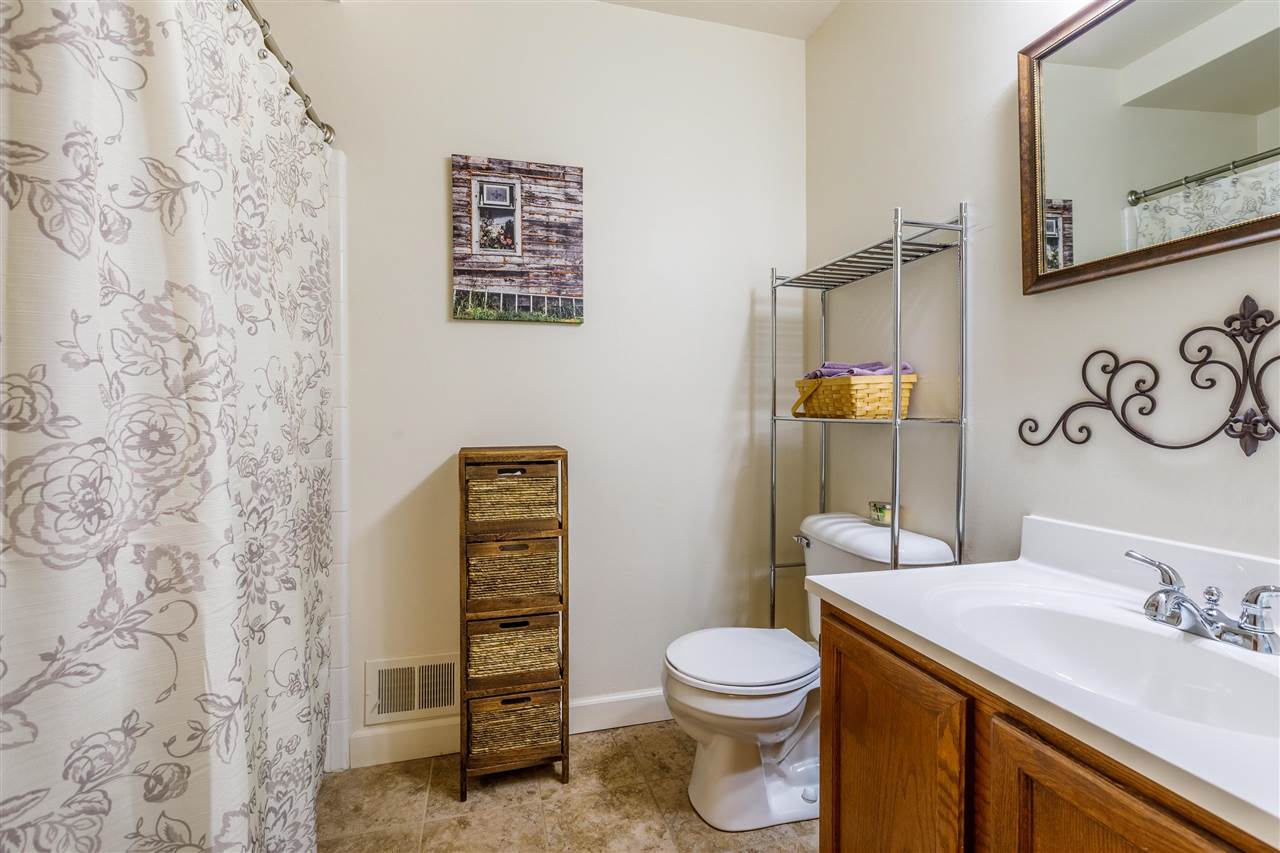 50124 Salisbury Chesterfield, MI 48047 - Photo 16 of 24