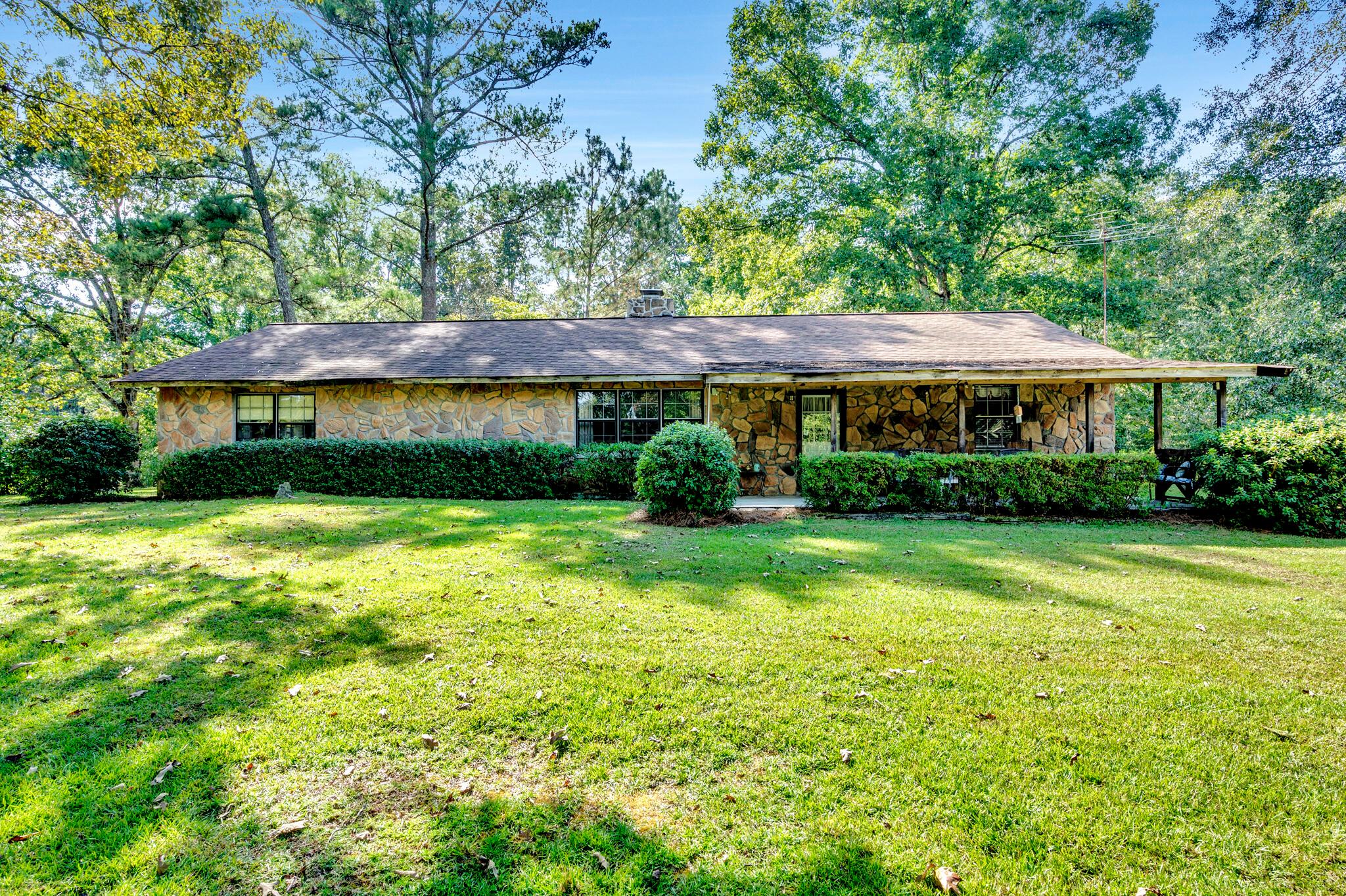 4155 Bird Farm Road Jasper, AL 35503 - Photo 1 of 35 Gallery Image 1