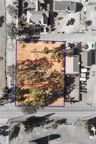 a view of parking area with street