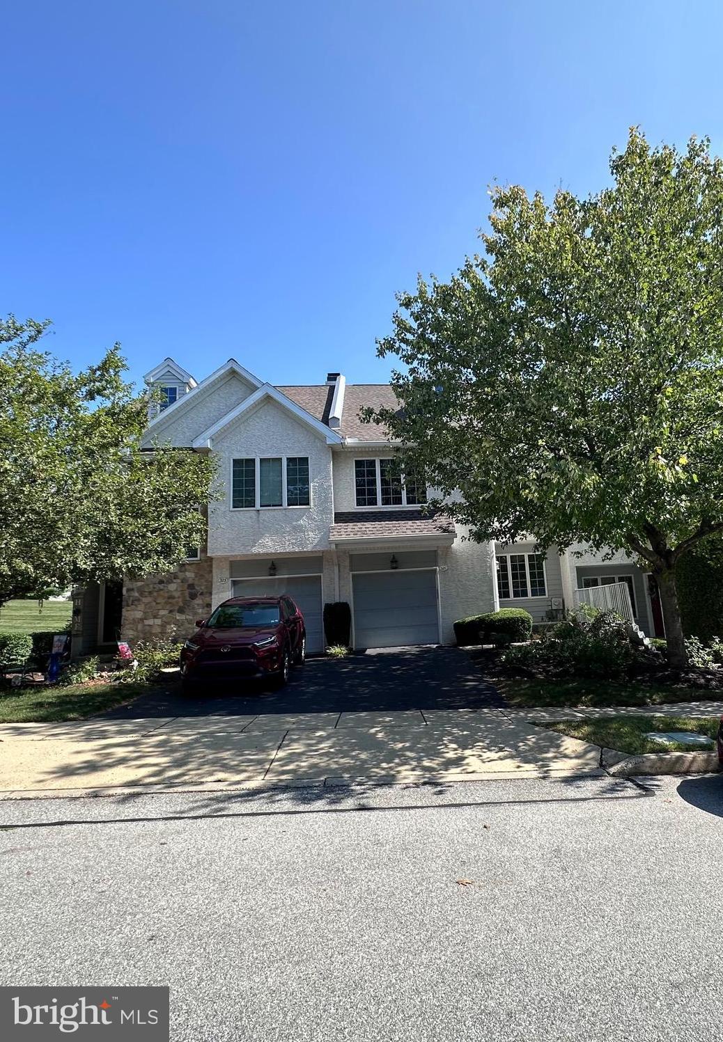 321 Bristol Circle Exton, PA 19341 - Photo 4 of 48