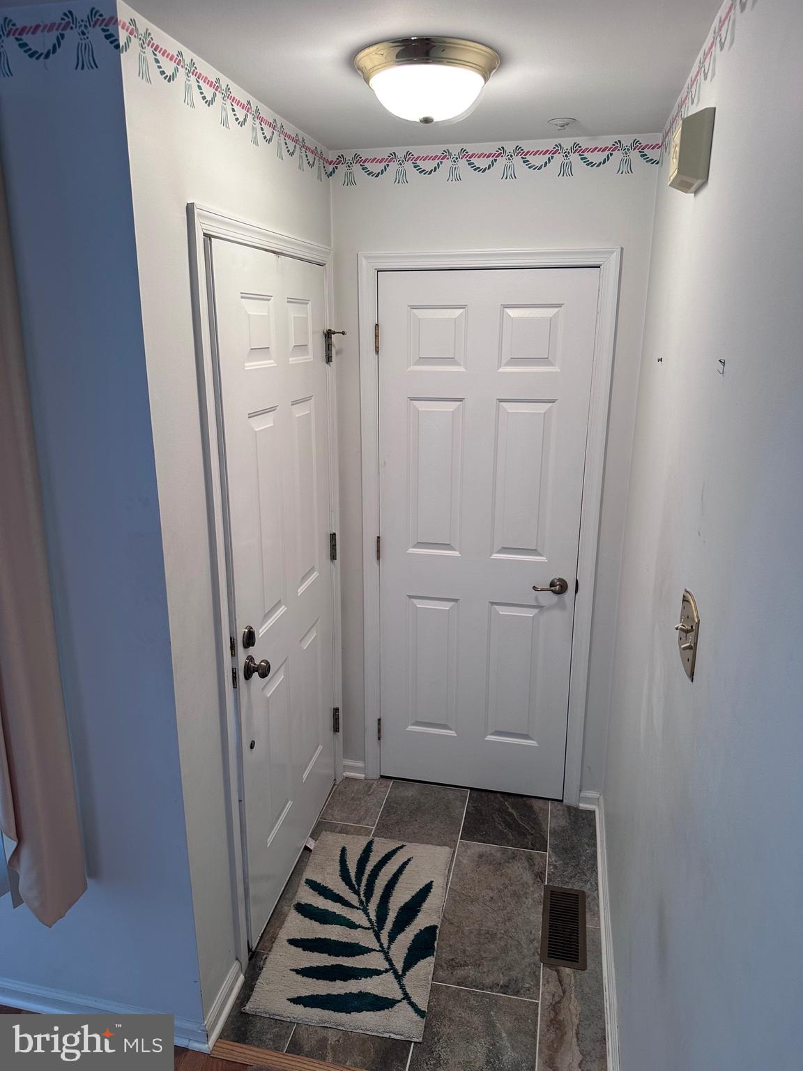 321 Bristol Circle Exton, PA 19341 - Photo 7 of 48