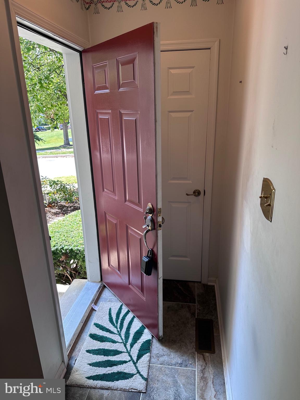 321 Bristol Circle Exton, PA 19341 - Photo 8 of 48