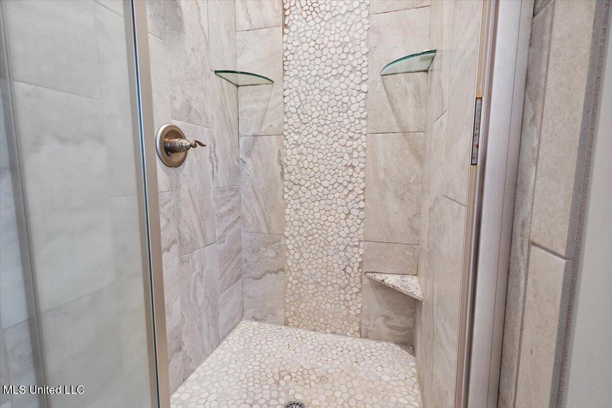 140 Hampton Ridge Madison, MS 39110 - Photo 19 of 34 19-HTP_2310