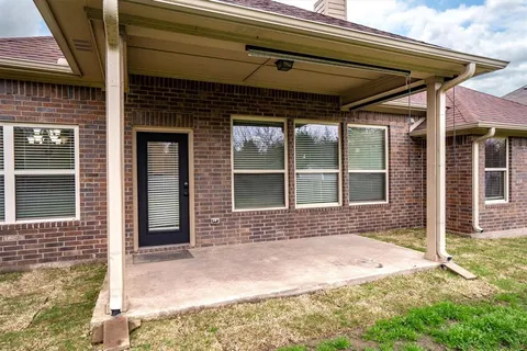 $315,000 | 151 Birdsong Lane, Terrell, TX 75160