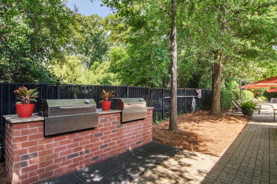 100 Ladson Court, Unit 913 Decatur, GA 30033 - Photo 11 of 20