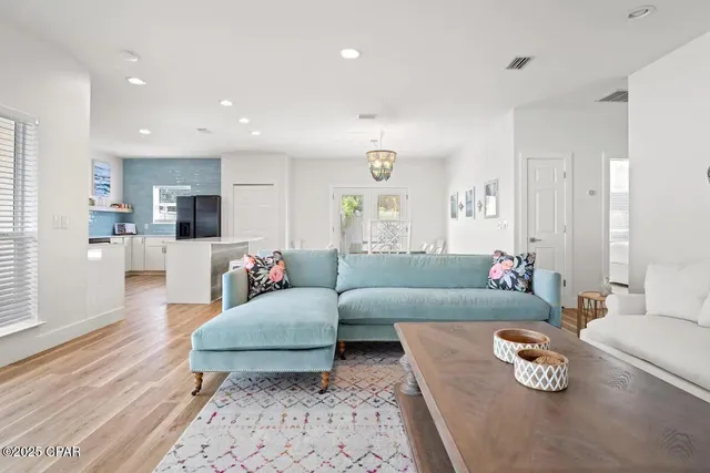 $1,150,000 | 360 South Holiday Road, Miramar Beach, FL 32550