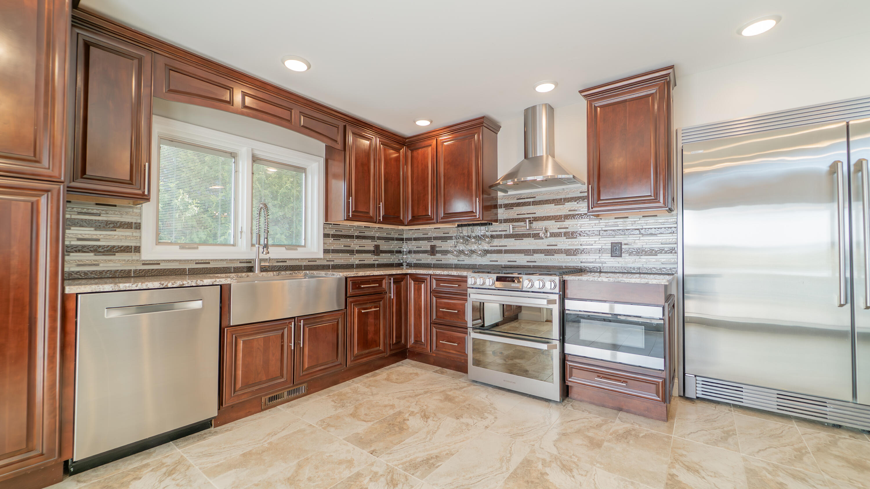 326 Grayson Road La Porte, IN 46350 - Photo 24 of 93 3000x1686