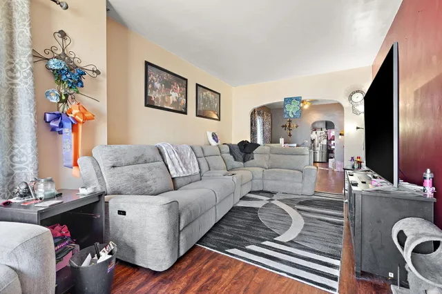 $259,900 | 4828 Oak Avenue, Hammond, IN 46327