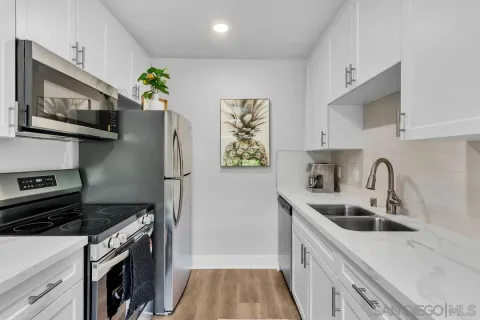 $485,000 | 8644 Via Mallorca, Unit F, La Jolla, CA 92037