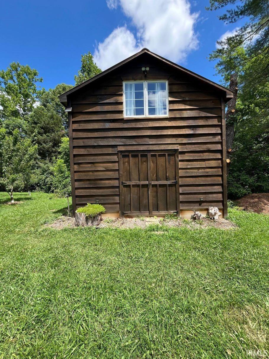 5091 West Koontz Road Bloomington, IN 47403 - Photo 2 of 32 Gallery Image 2