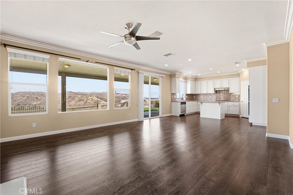950 Manor Way Corona, CA 92882 - Photo 15 of 80
