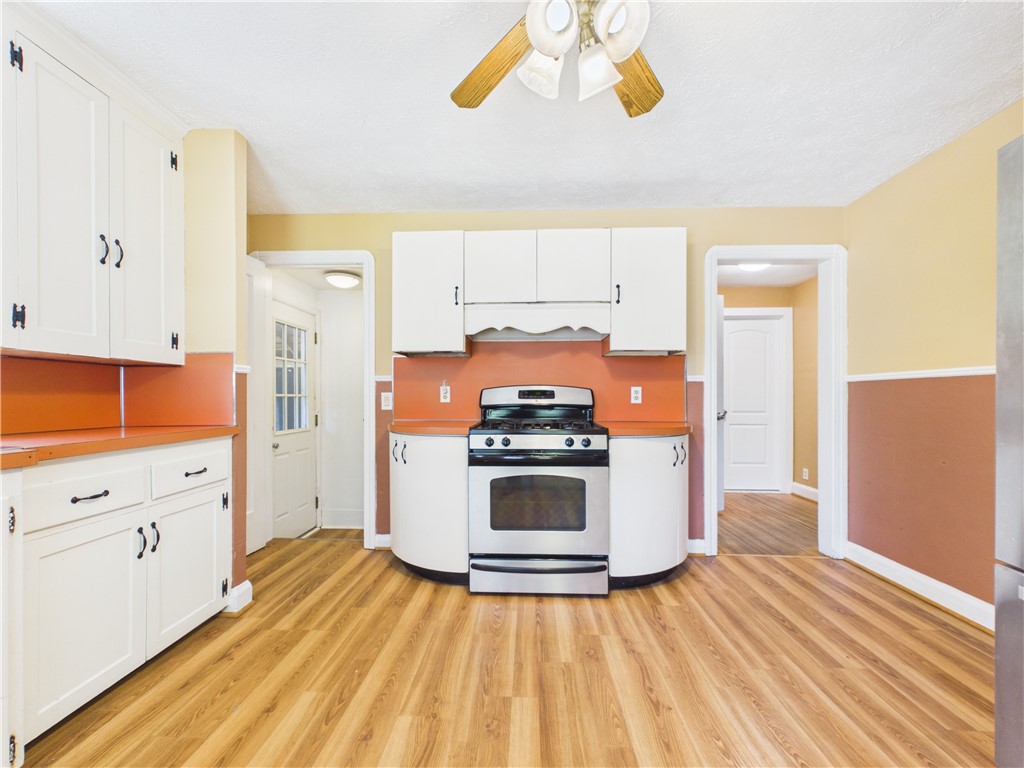 79 Ridgewood Drive Irondequoit, NY 14622 - Photo 7 of 50