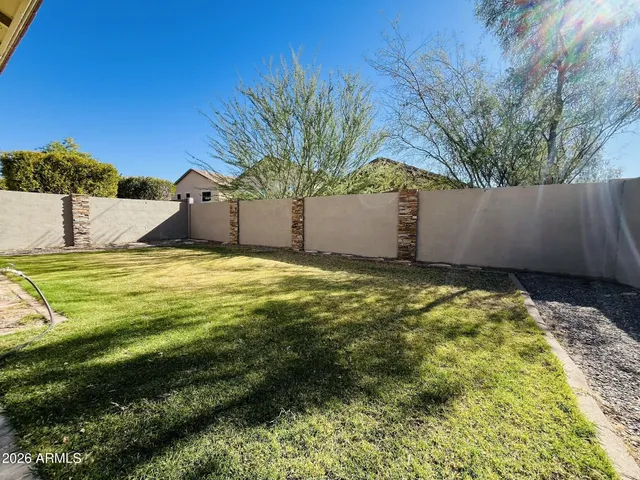 $2,195 | 2561 West Woburn Lane, Phoenix, AZ 85085