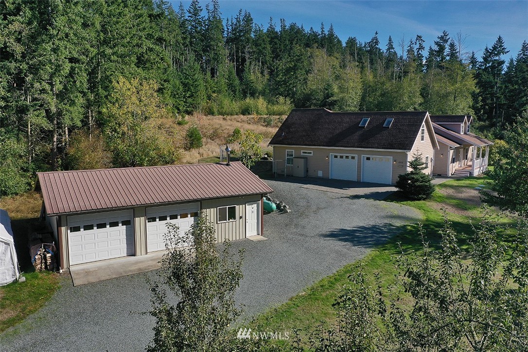 5155 Mutiny Bay Road Freeland, WA 98249 - Photo 3 of 39 Gallery Image 3