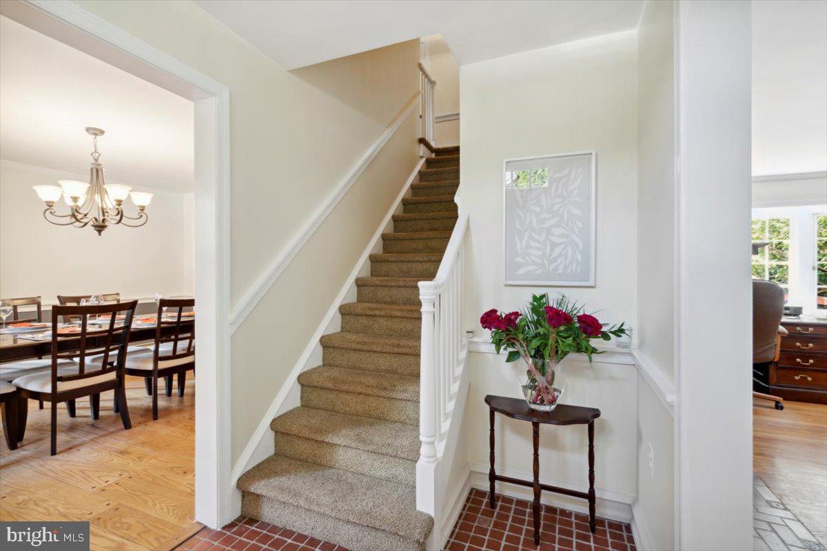 664 Lindley Road Glenside, PA 19038 - Photo 4 of 35 Entry Foyer