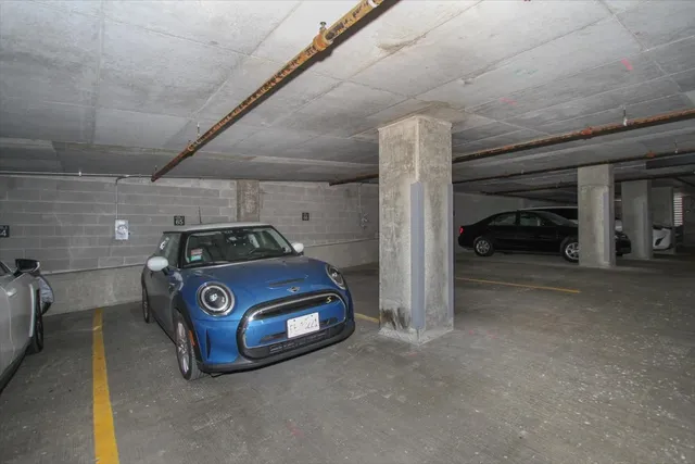 $350,000 | 1600 South Prairie Avenue, Unit 1309, Chicago, IL 60616