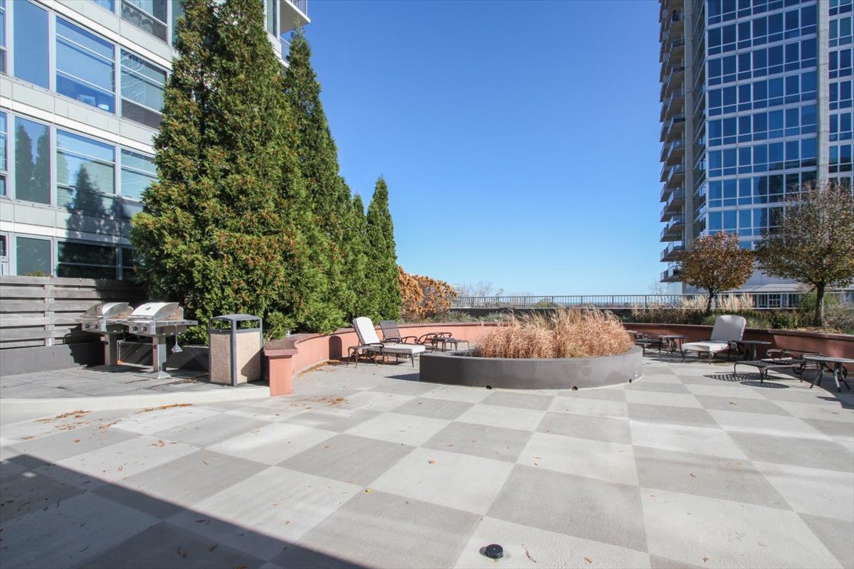 1600 South Prairie Avenue, Unit 1309 Chicago, IL 60616 - Photo 24 of 25