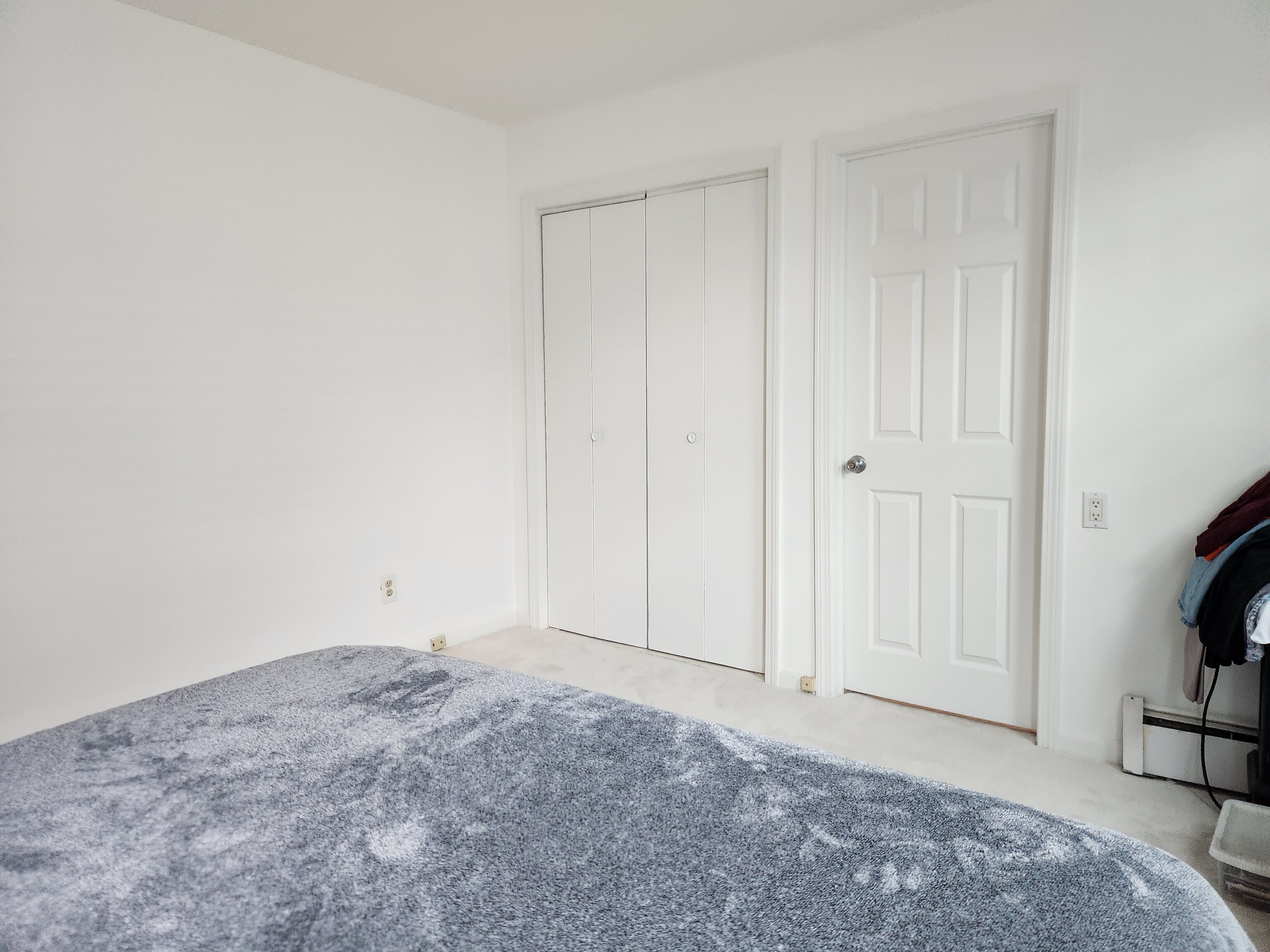 61 Aberdeen Street Stamford, CT 06902 - Photo 4 of 19 a view of an empty room and bedroom
