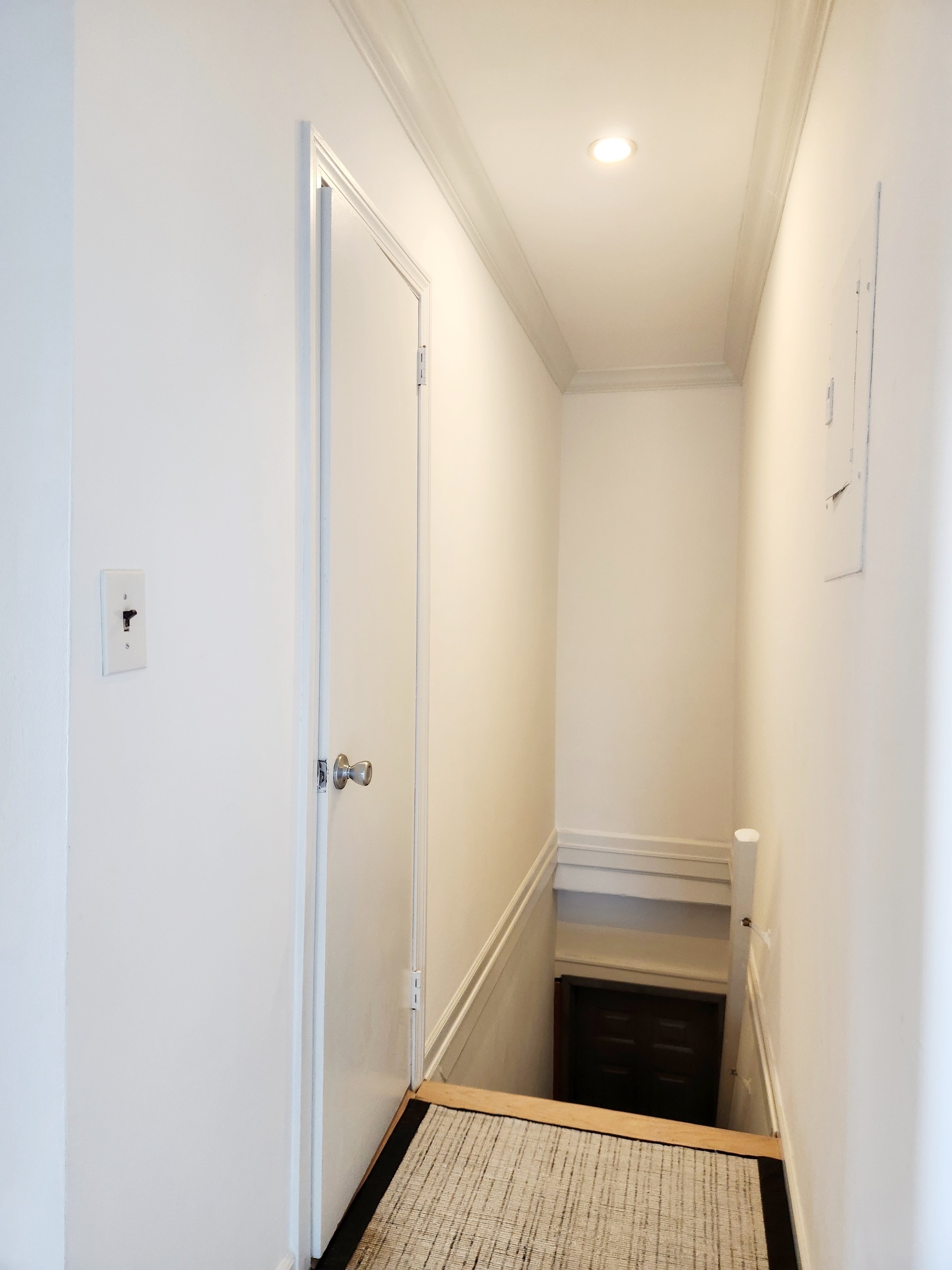61 Aberdeen Street Stamford, CT 06902 - Photo 7 of 19
