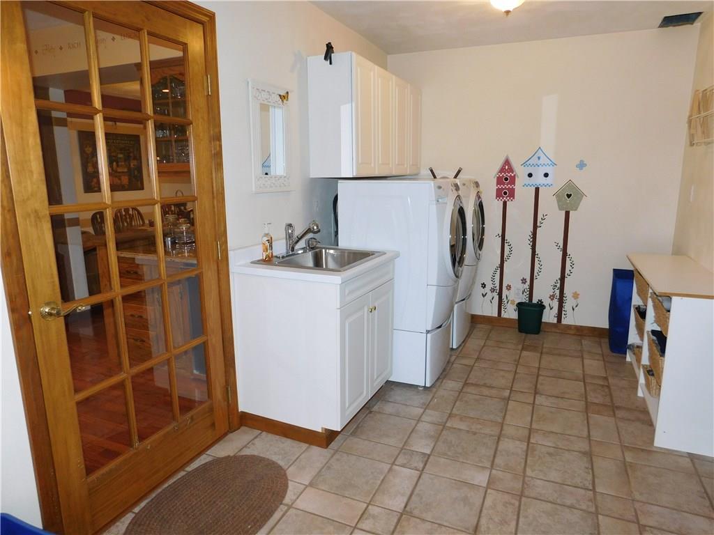105 Spohn Road Freeport, PA 16229 - Photo 12 of 25 What a convenience - 1st floor laundry room combined with a spacious mud room accessed from the back deck!!!