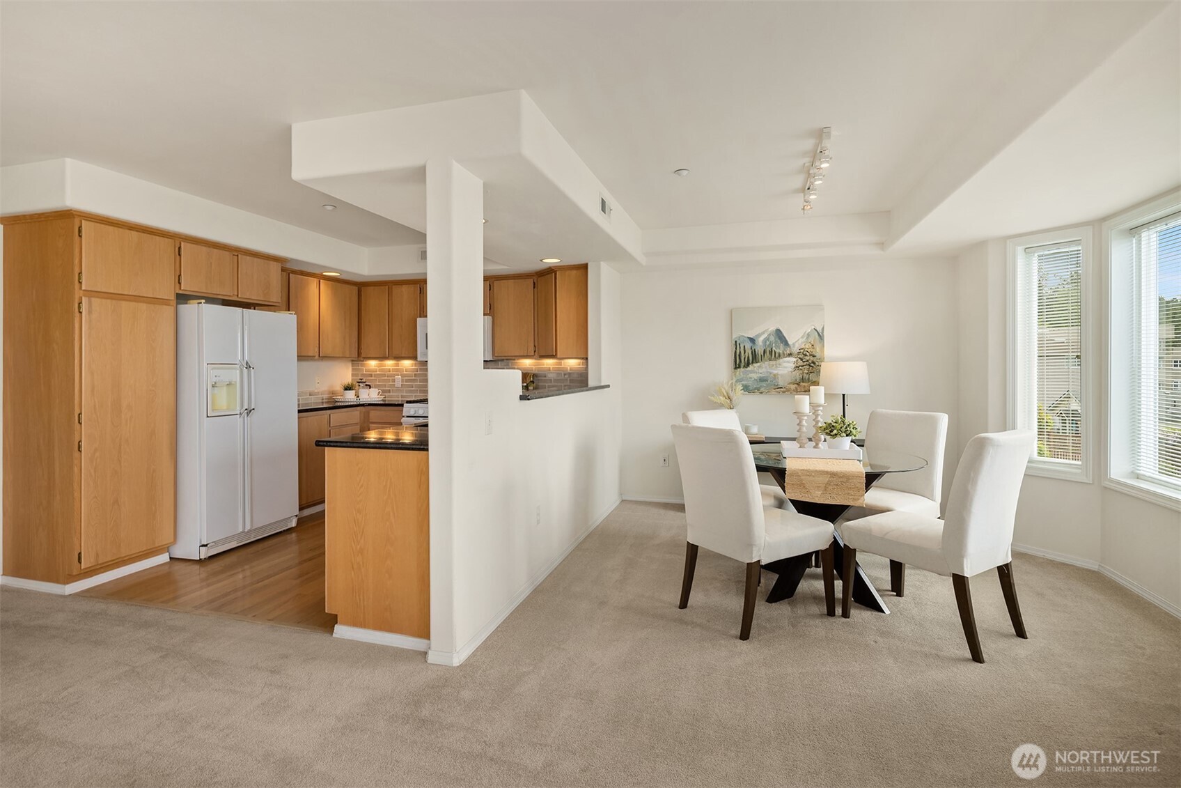 402 3rd Avenue South, Unit B201 Edmonds, WA 98020 - Photo 6 of 28