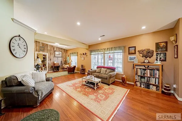 $580,000 | 147 North 100 West, Blackfoot, ID 83221